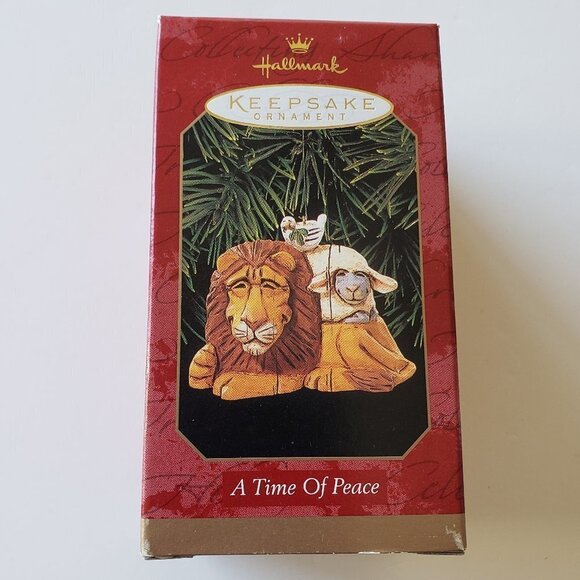 Hallmark Keepsake Ornament  - 1999 A Time Of Peace Lion, Lamb and Dove - Picture 1 of 1
